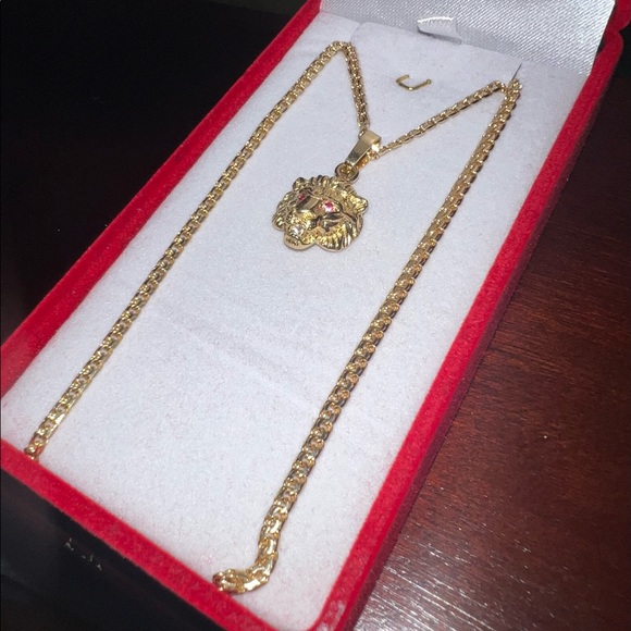 Necklace for men or women